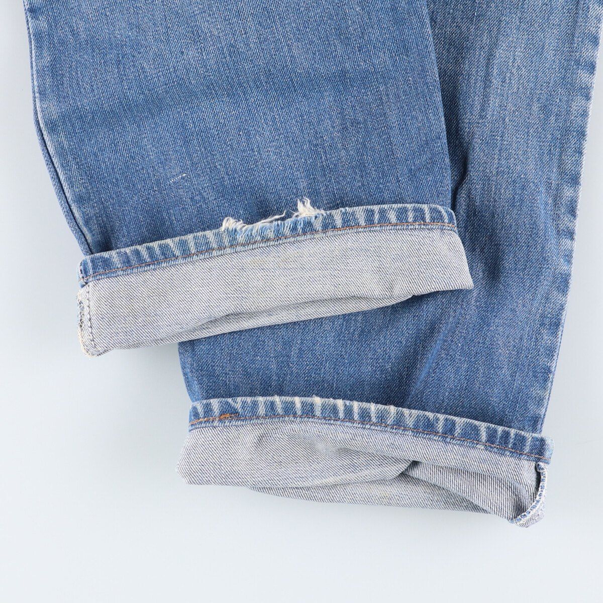 0217 テーパードデニムパンツ