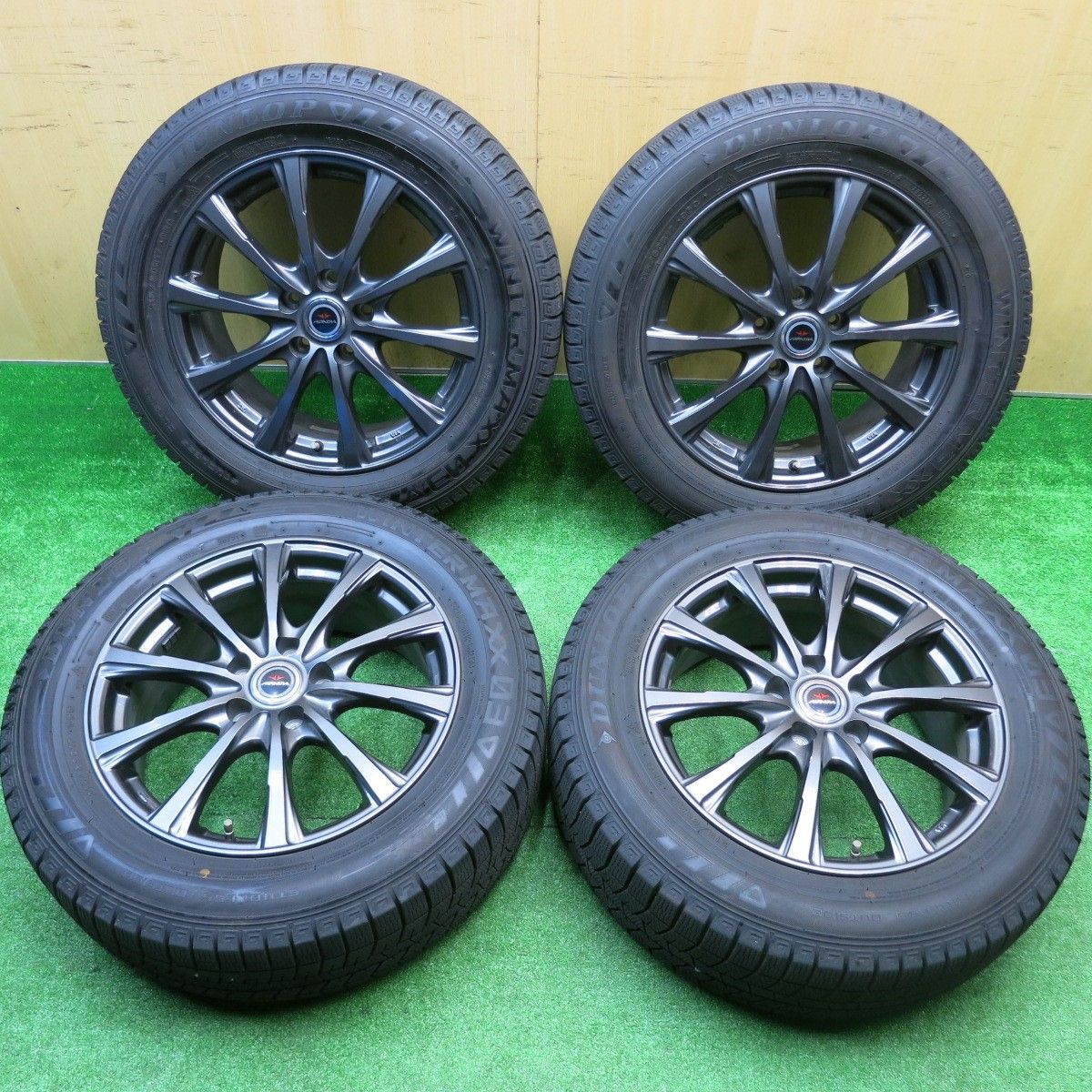 バリ溝 21年 9 5分 スタッドレス 215 60 R 17 ダンロップ ウインターマックス 03 AIRNOVA SB 10 エアノヴァ 17インチ PCD 114 3 5 H ス