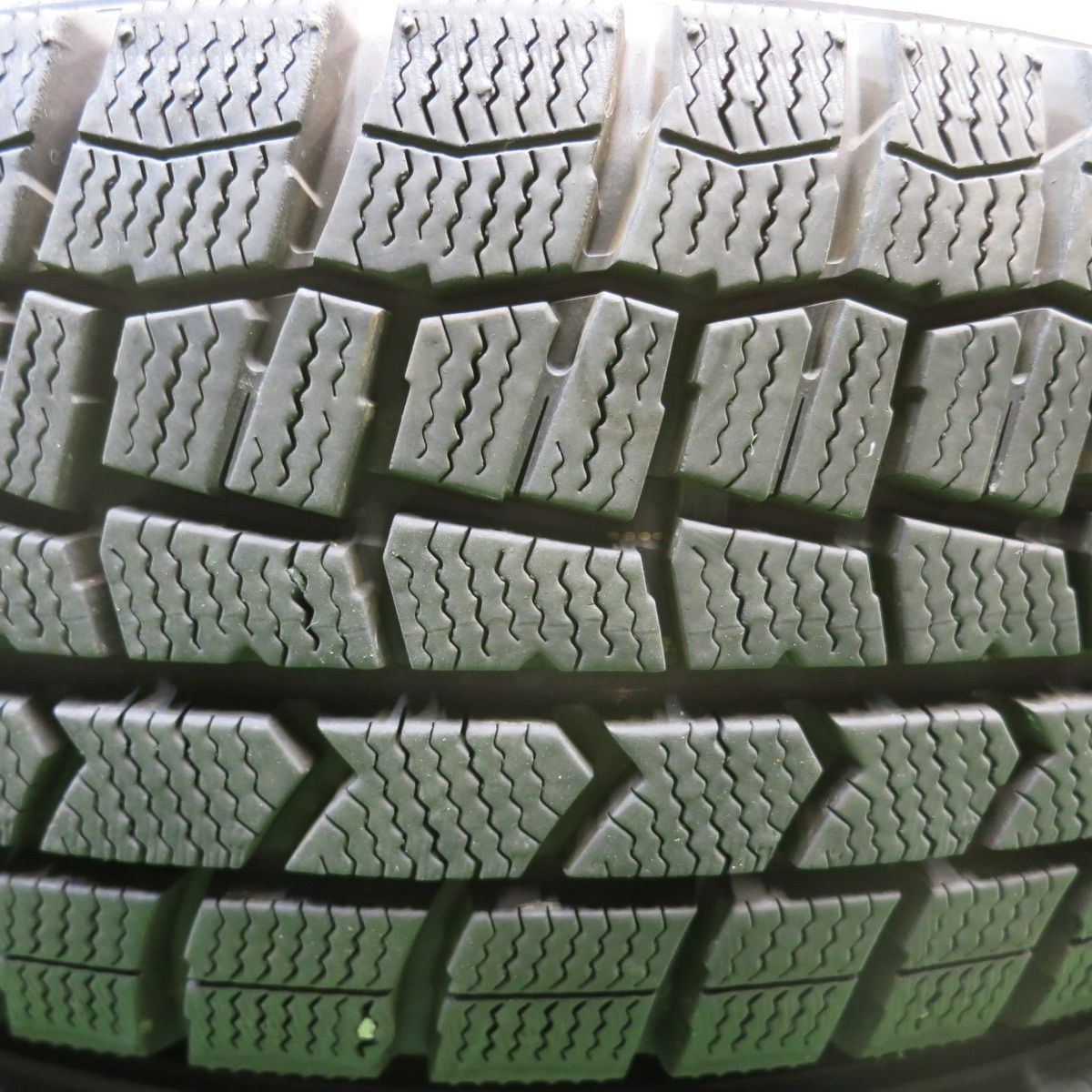  バリ溝 23年 9分 スタッドレス 175 65 R 14 ダンロップ ウインターマックス WM 02 スチール ホイール PCD 100 114 3 4 H マルチ ス 14インチ タイヤ ホイールセット