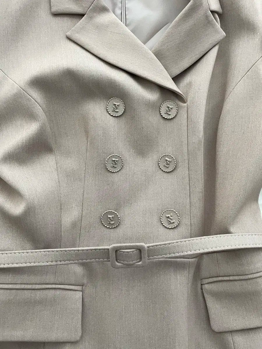 顔合わせルック