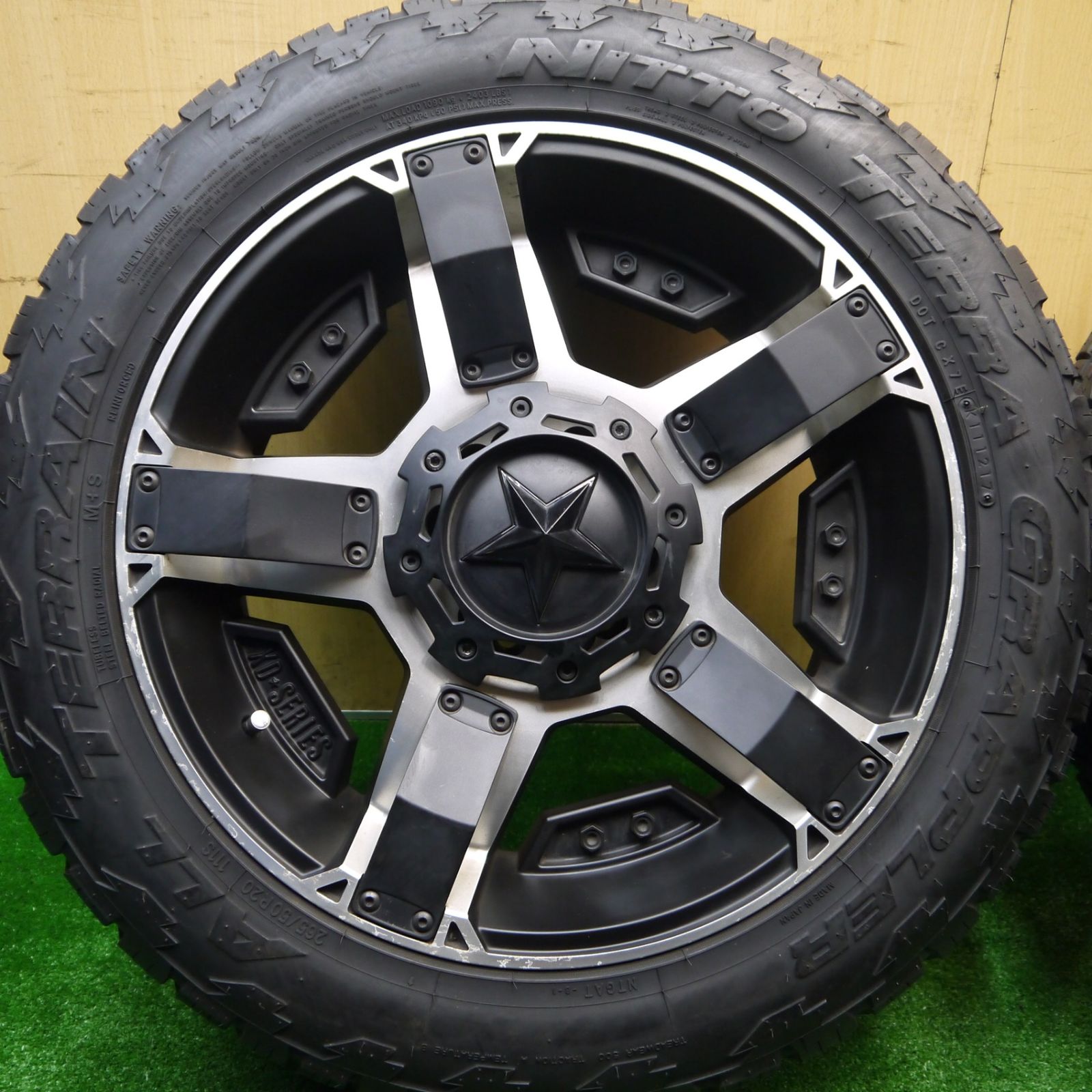 バリ溝 9 5分 KMC XD 811 265 50 R 20 ニットー TERRA ALL TERRAIN ロックスター2 PCD 135 139 7 6 H マルチ ノ