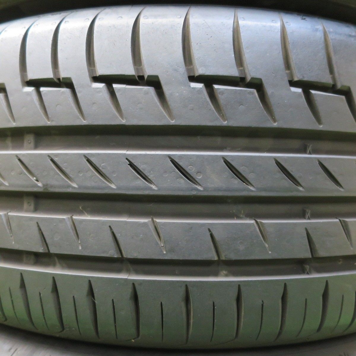  バリ溝 ほぼ10分 225 50 R 18 コンチネンタル コンタクト6 タイヤ 18インチ BMW MINI クロスオーバー C HR 等 5102807イノタ 18インチ サマータイヤ ノーマルタイヤ