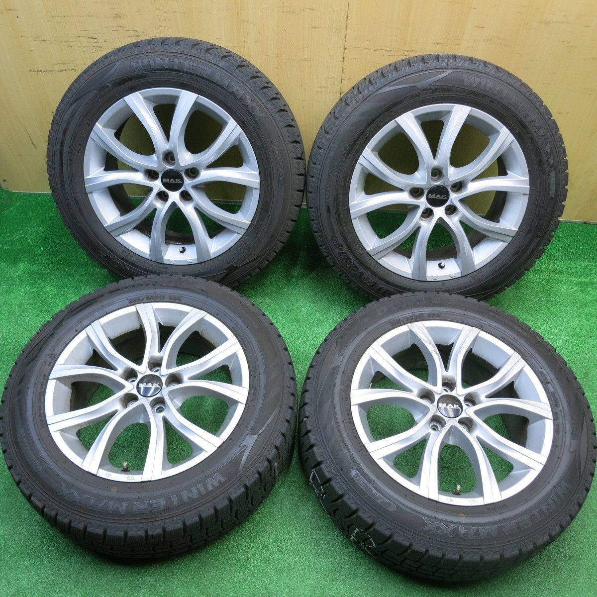 バリ溝！23年！9.5分プジョー 等 MAK ANTIBES 225/60R17 スタッドレス 