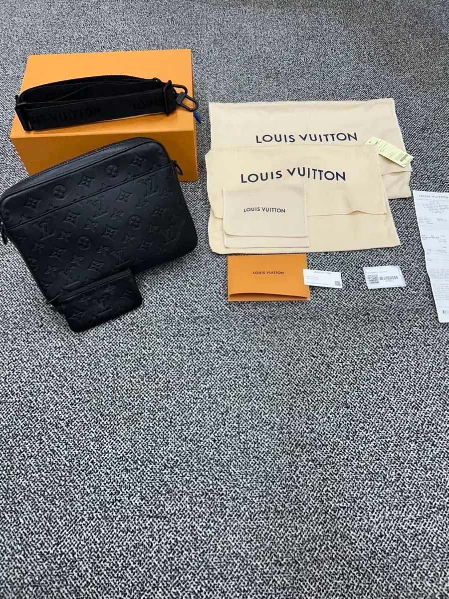 フルセット Louis Vuitton ルイヴィトン デュオ メッセンジャーバッグ シャドウ ブラック