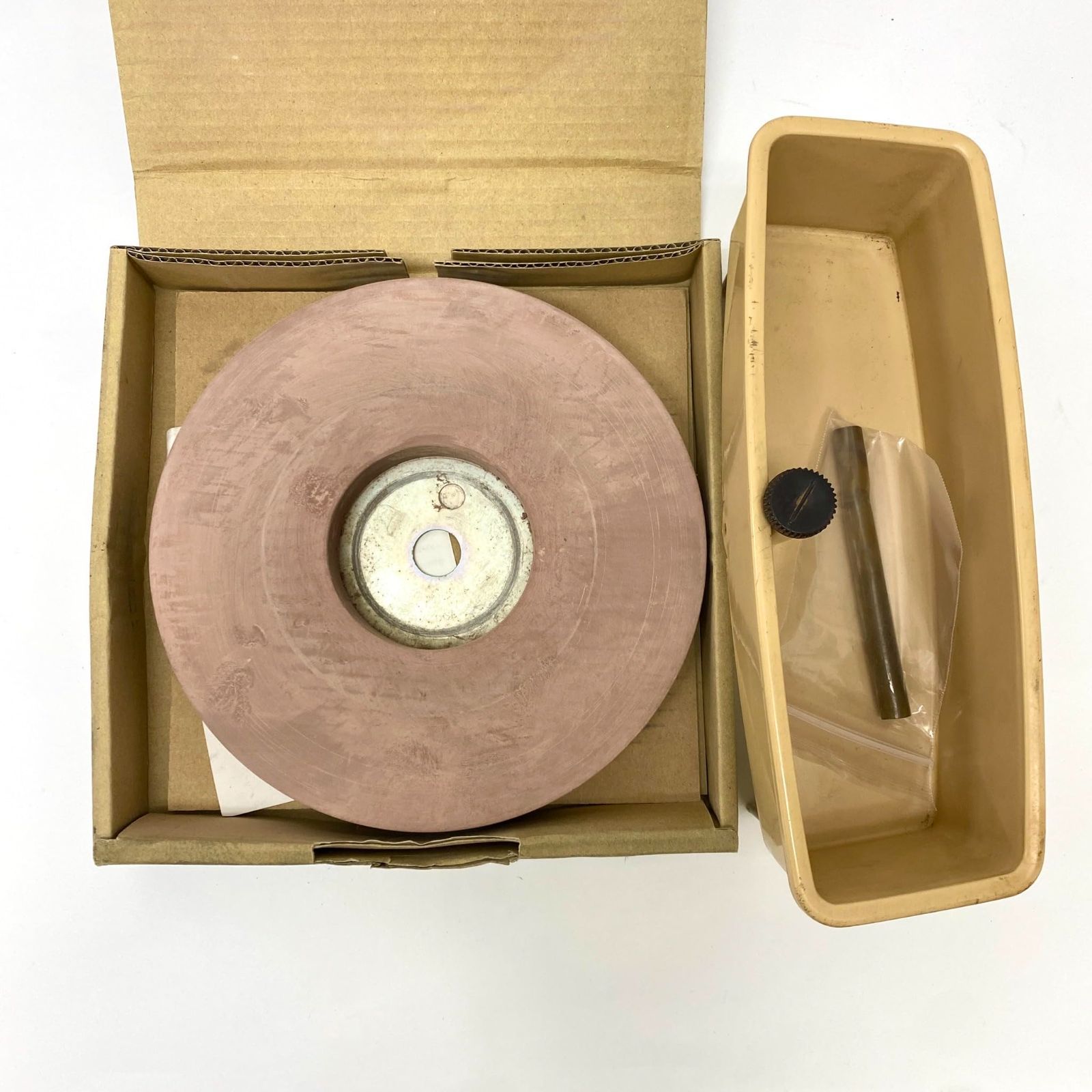  マキタ Makita 9820 刃物研磨機 3649 研ぎ器 研磨 潤滑工具