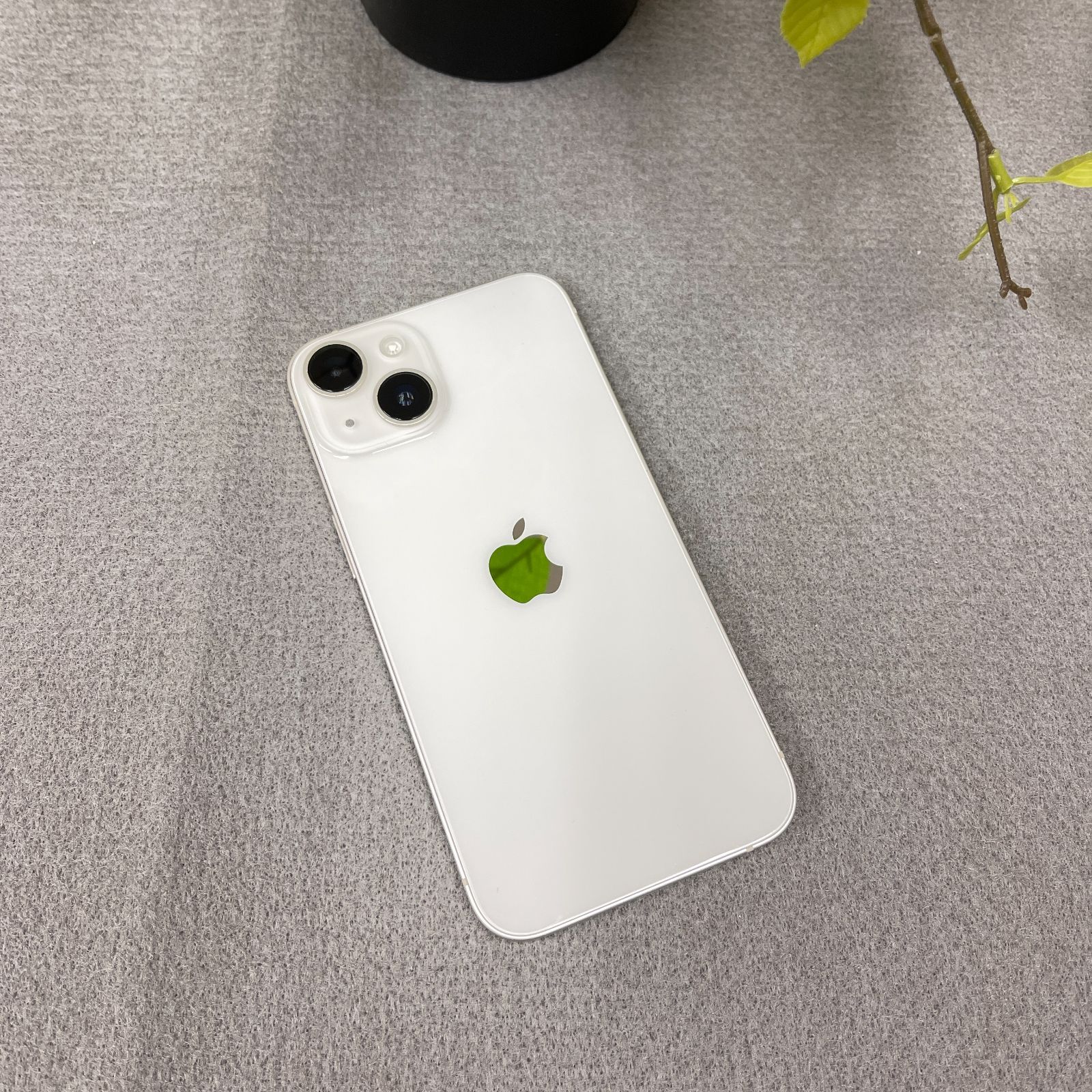 iPhone 13 256GB スターライト 国内SIMフリー 送料無料 - メルカリ