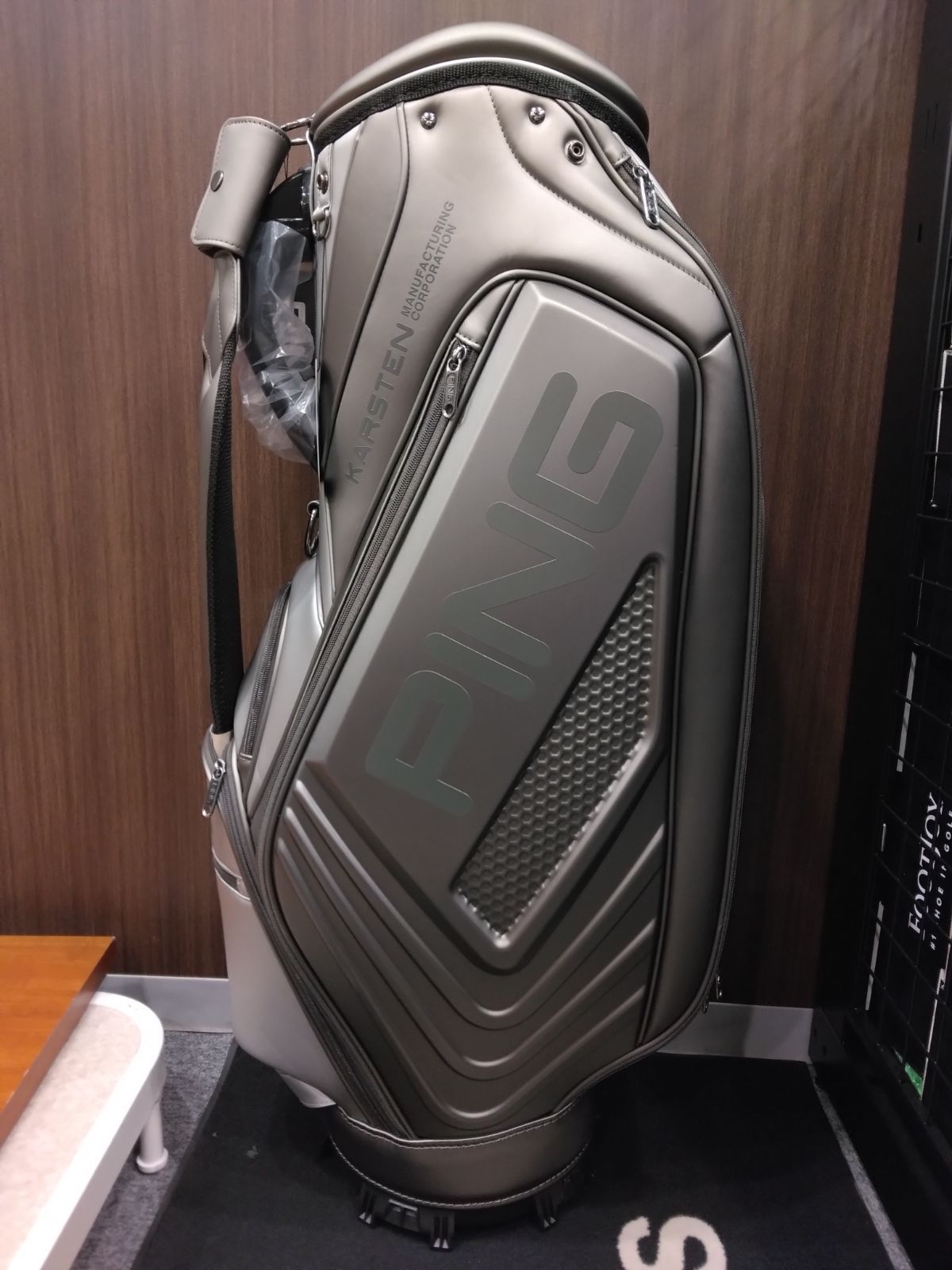 Cb PING ピン キャディバッグ CB-U2501 ピンツアーシャフト 9.5型 5分割 ゴルフ モデル 日本 新橋店