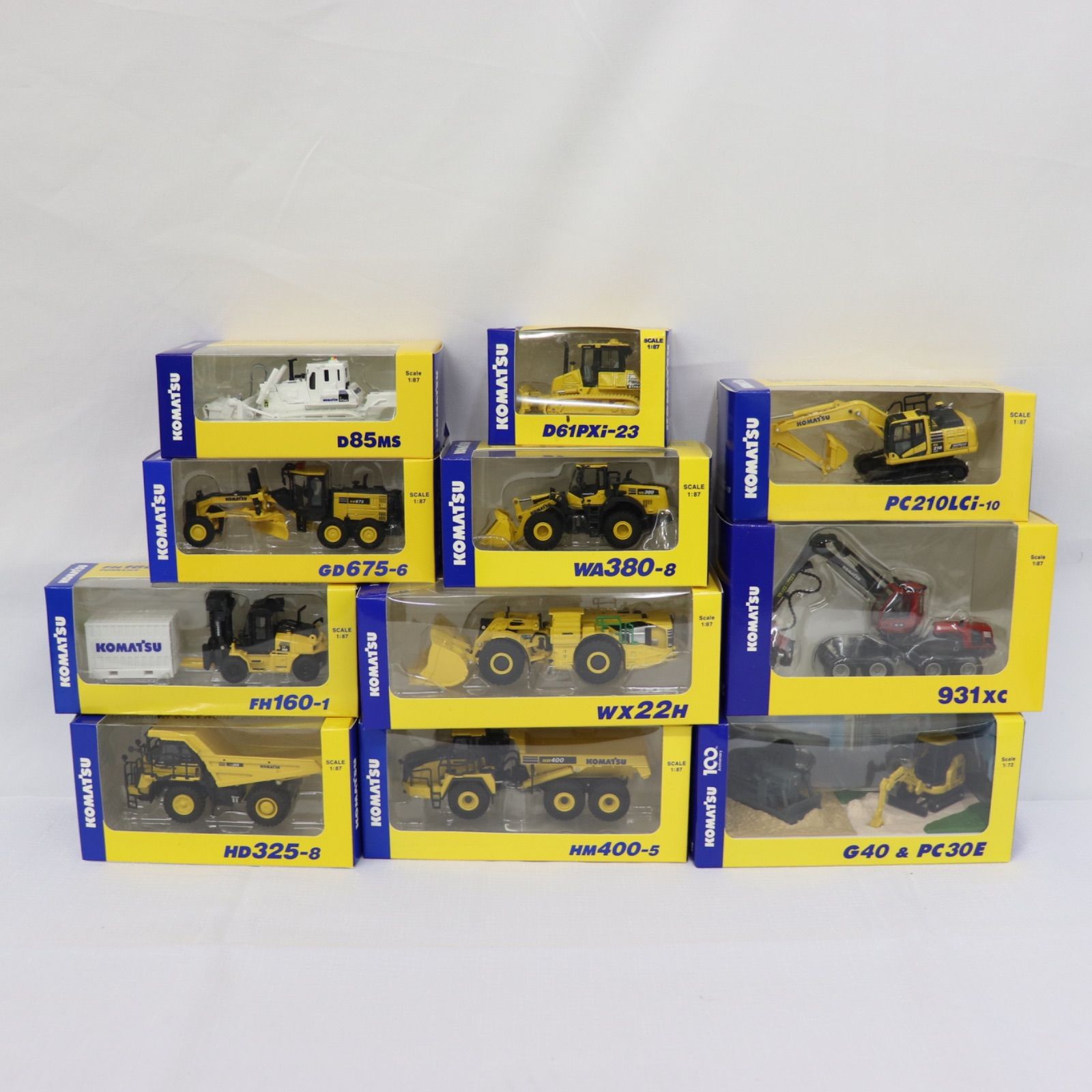 KOMATSU 小松製作所 株主優待 ミニチュアカー 11点セット 玩具 ラクル玩具館