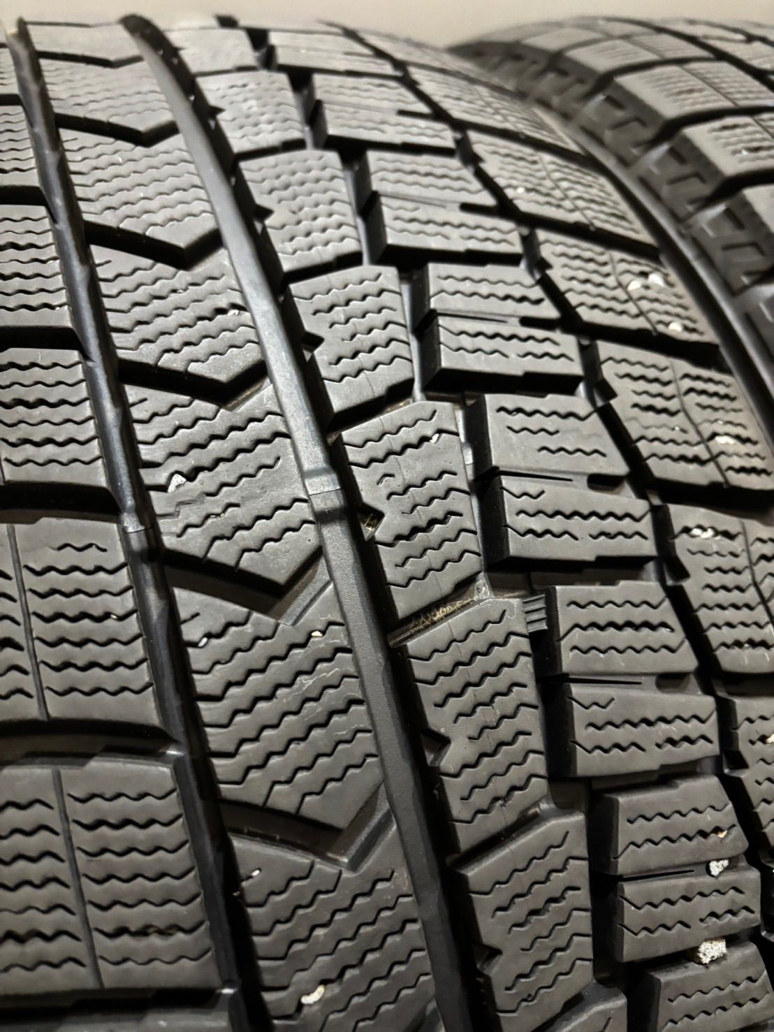 DUNLOP スタッドレス ダンロップ ウインターマックスWM02 215/60R17 4