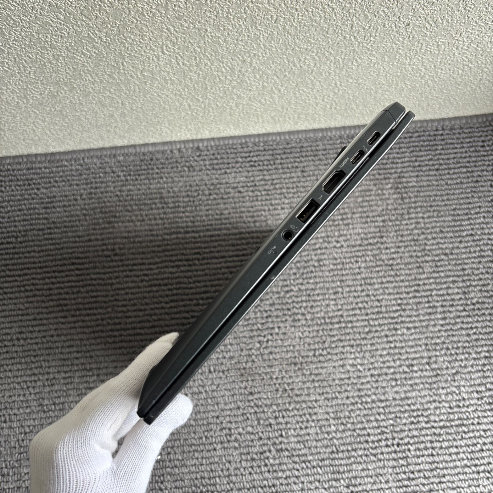 東芝dynabook G83