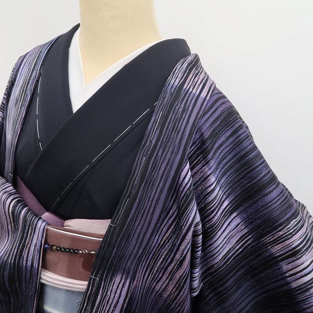 ❁tomihisa❁ 縦縞 着物 正絹 縞の羽織でそぞろ歩けば今も昔も変わらぬ風情 仕付け糸付 ロング丈 長羽織 7077