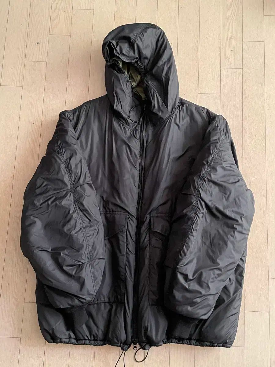 United carr by バズリクソンズ wep ジャケット