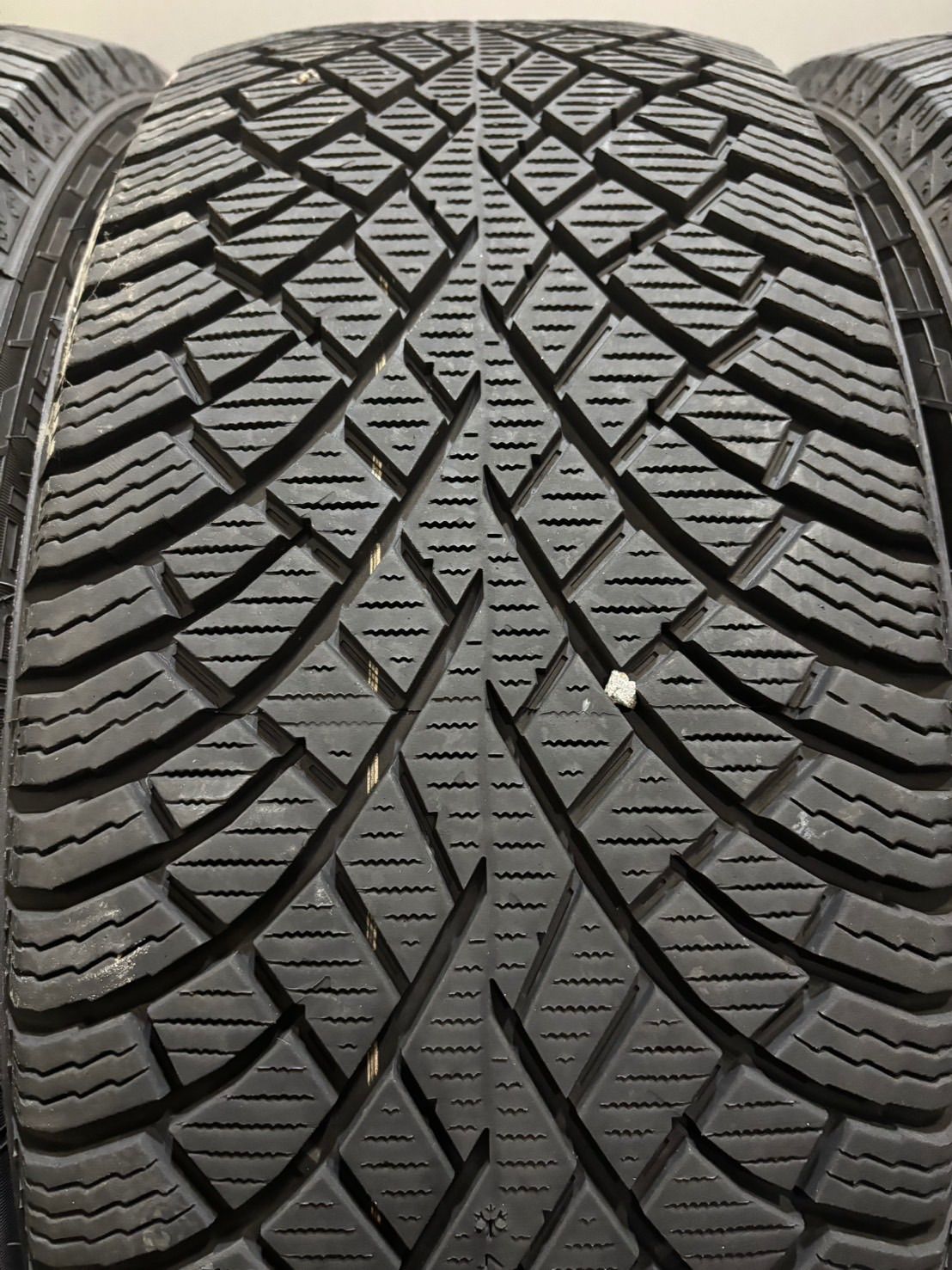 22年製 スタッドレス