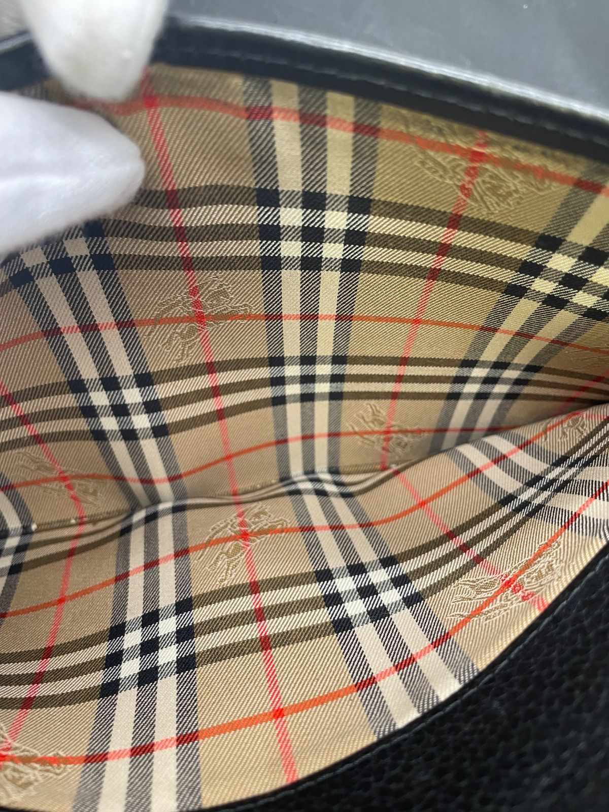 バーバリー セカンドバッグ B25090846 DECORATOM_COM_BR