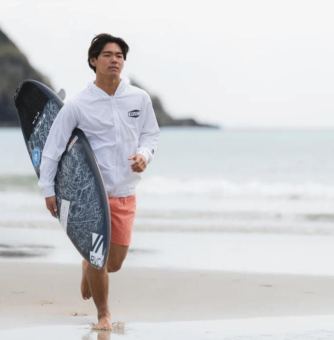  RVCA ルーカ 水陸両用 ラッシュパーカー L 白 UVカット 速乾 男女共用 メンズ レディース ラッシュガード 水着 ラッシュガード