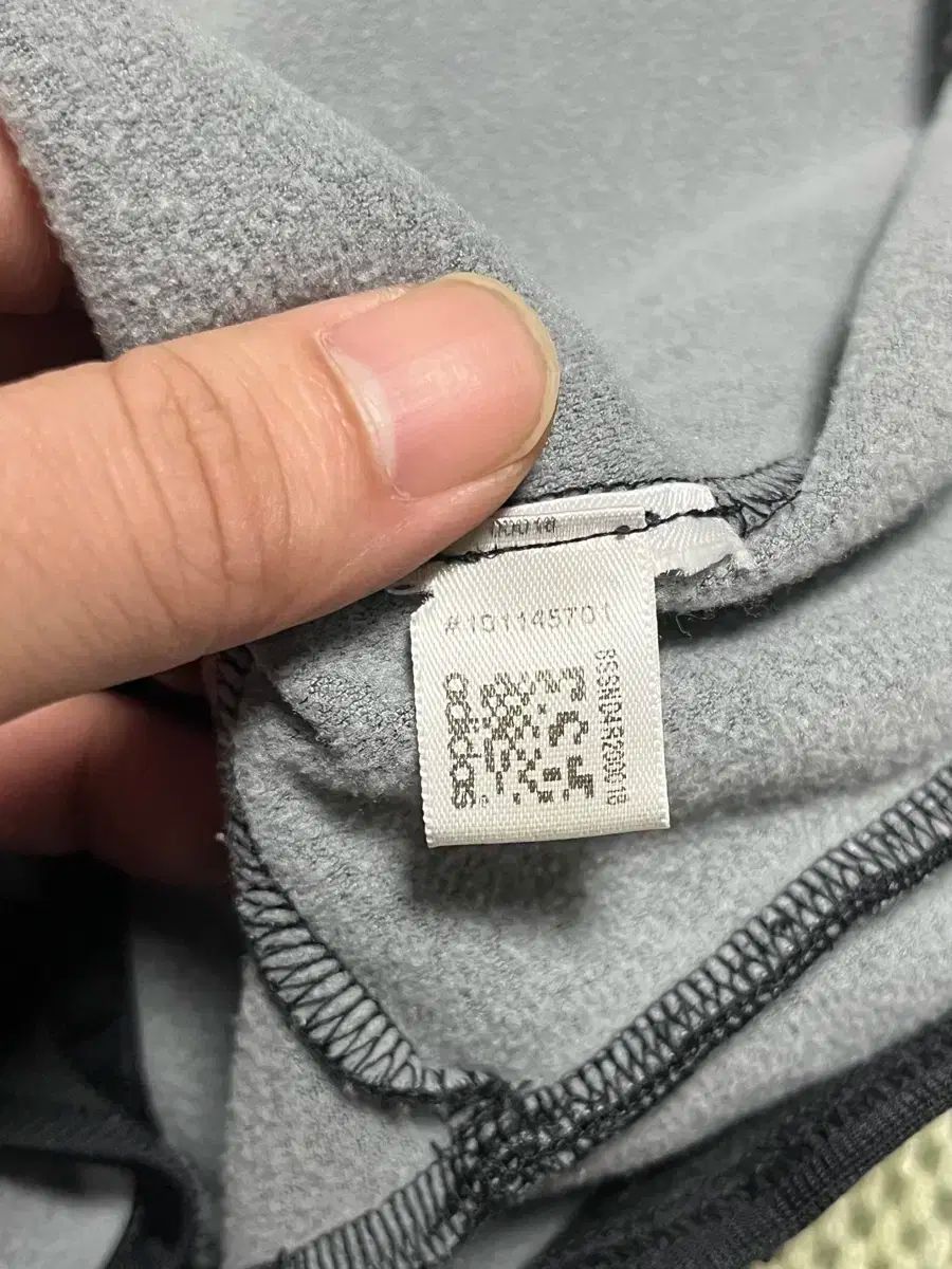 トラックジャージ