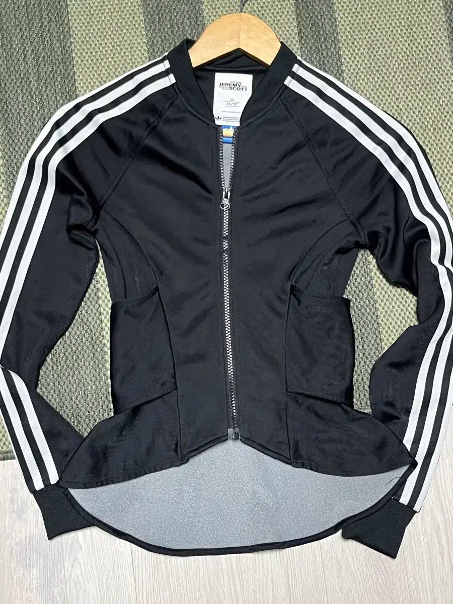 ジャージ トラックジャージ