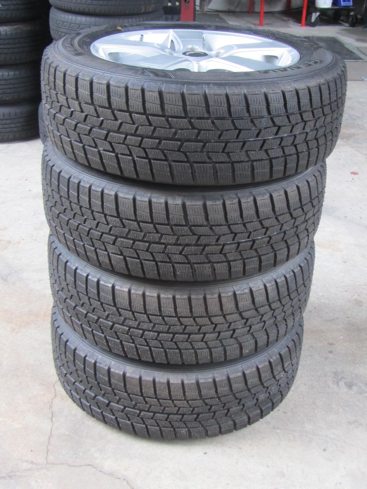 タイヤラベルはがし