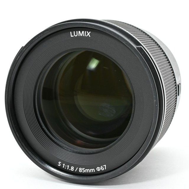 Panasonic LUMIX S 85 mm F 1 8 Lマウント用中望遠単焦点レンズ 美しいボケ味 高解像力 ポートレート撮影に最適