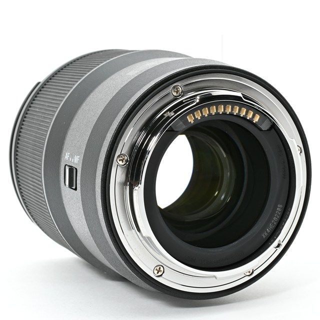 85｜Lマウント用中望遠単焦点レンズ｜美しいボケ味×高解像力｜ポートレート撮影に最適