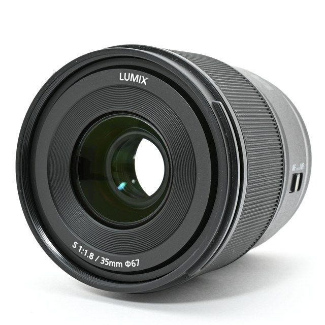 Panasonic LUMIX S 35 mm F 1 8 Lマウント用単焦点レンズ 自然なボケ味 高解像性能 スナップ 風景 動画撮影に最適