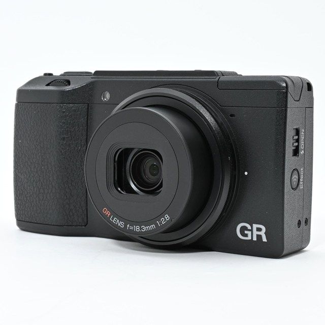 リコー RICOH GRII APS Cセンサー搭載高画質コンデジ スナップ撮影の名機 高速起動 ポケットサイズ 自然な描写力