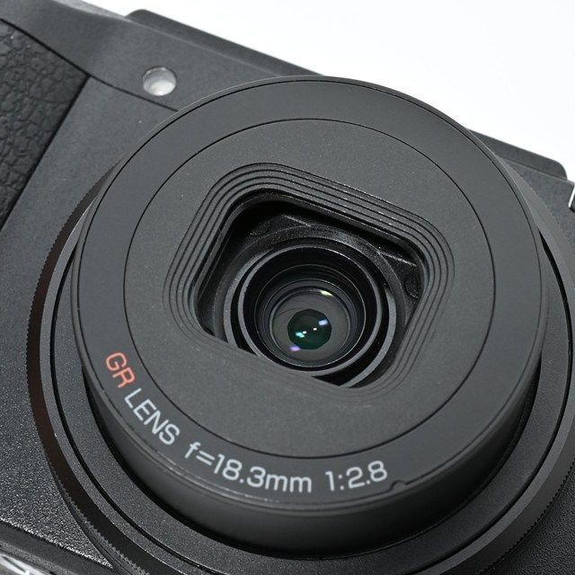 Cセンサー搭載高画質コンデジ スナップ撮影の名機