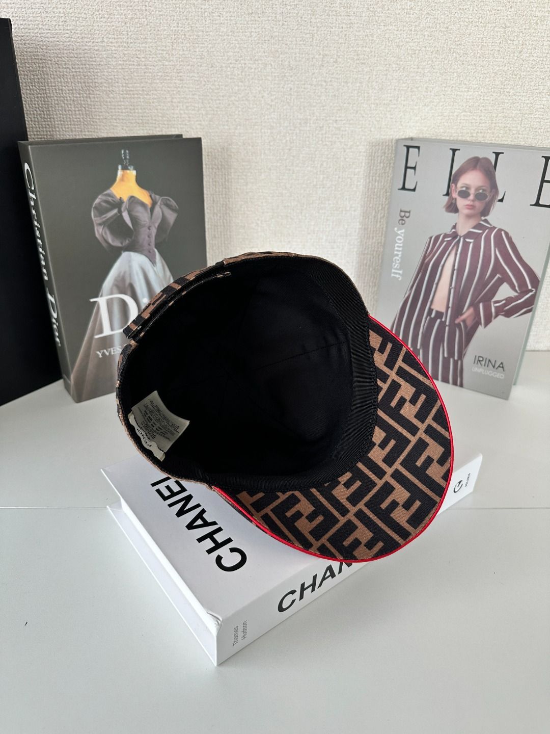 フェンディ ズッカ柄