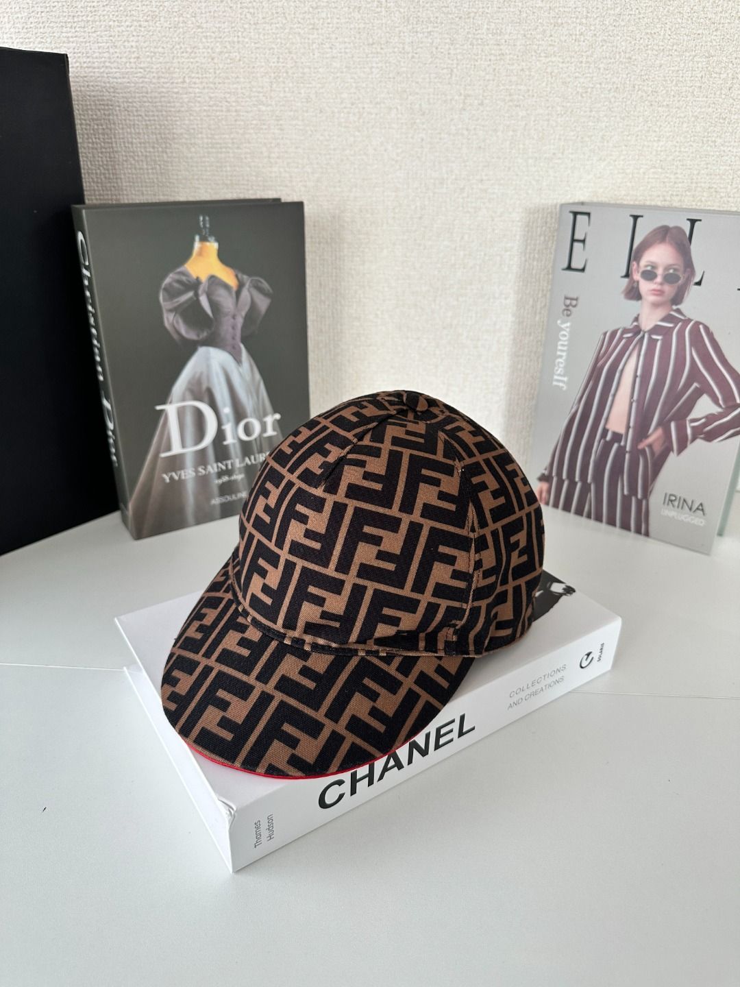 フェンディ ズッカ柄