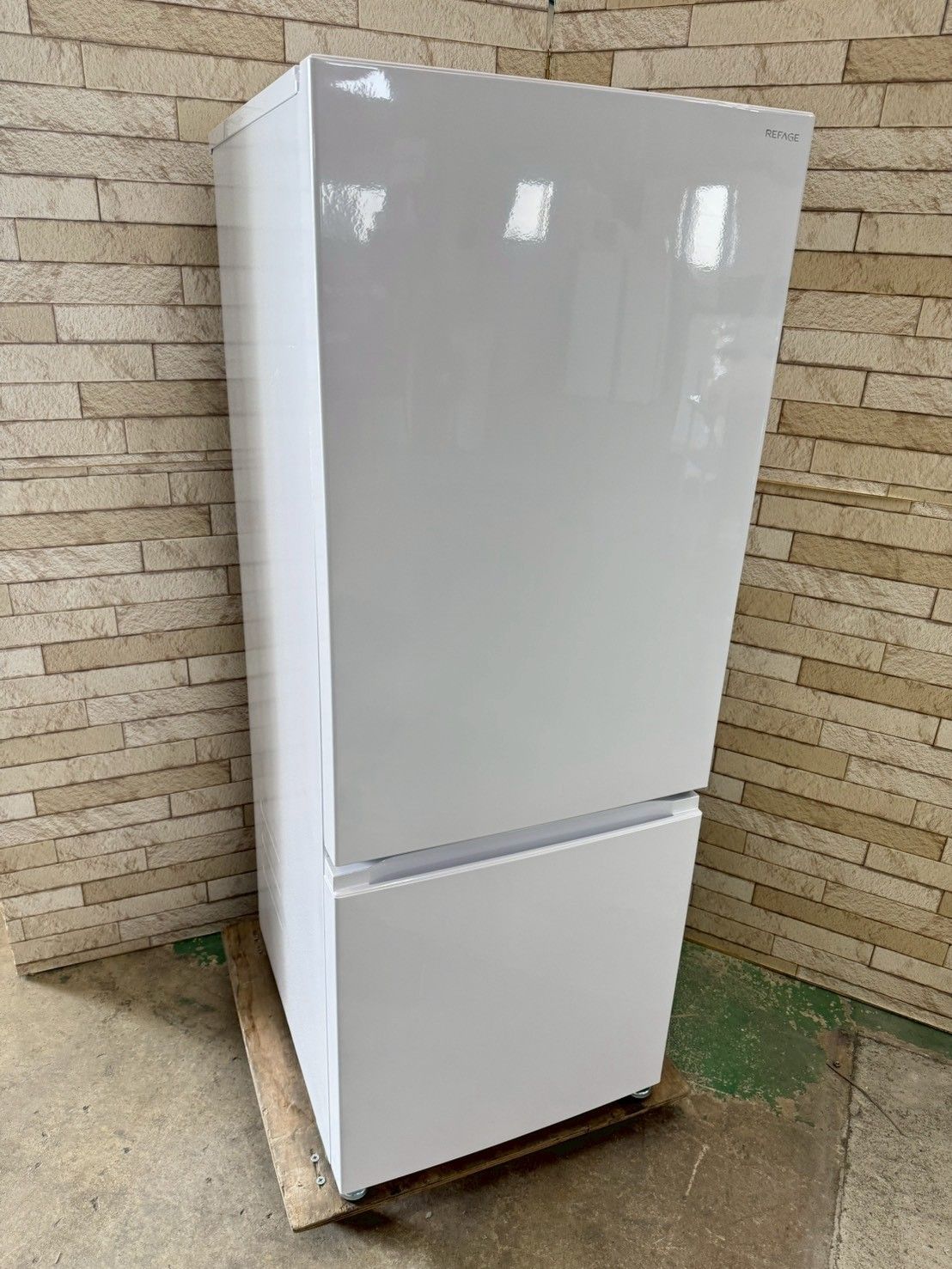 高年式 大阪 3か月保障付き 冷蔵庫 ヤマダ 2ドア YRZ-F 15 MW IR-946