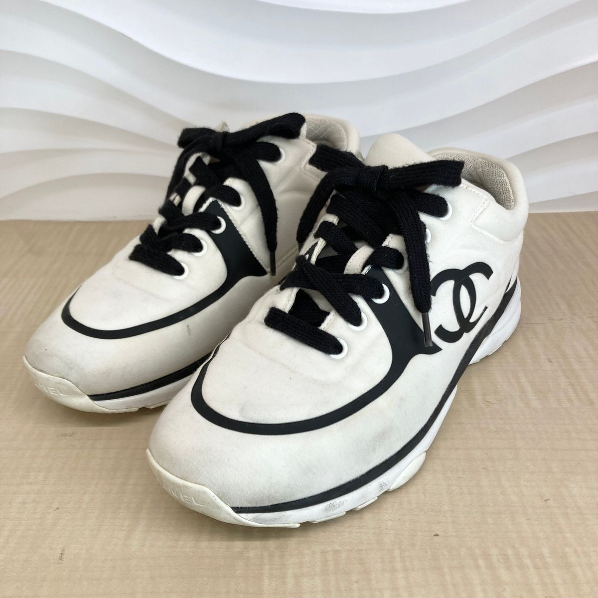 CHANEL シャネル ココマーク ローカット スニーカー G 35346 レディース コットン ホワイト ブラック