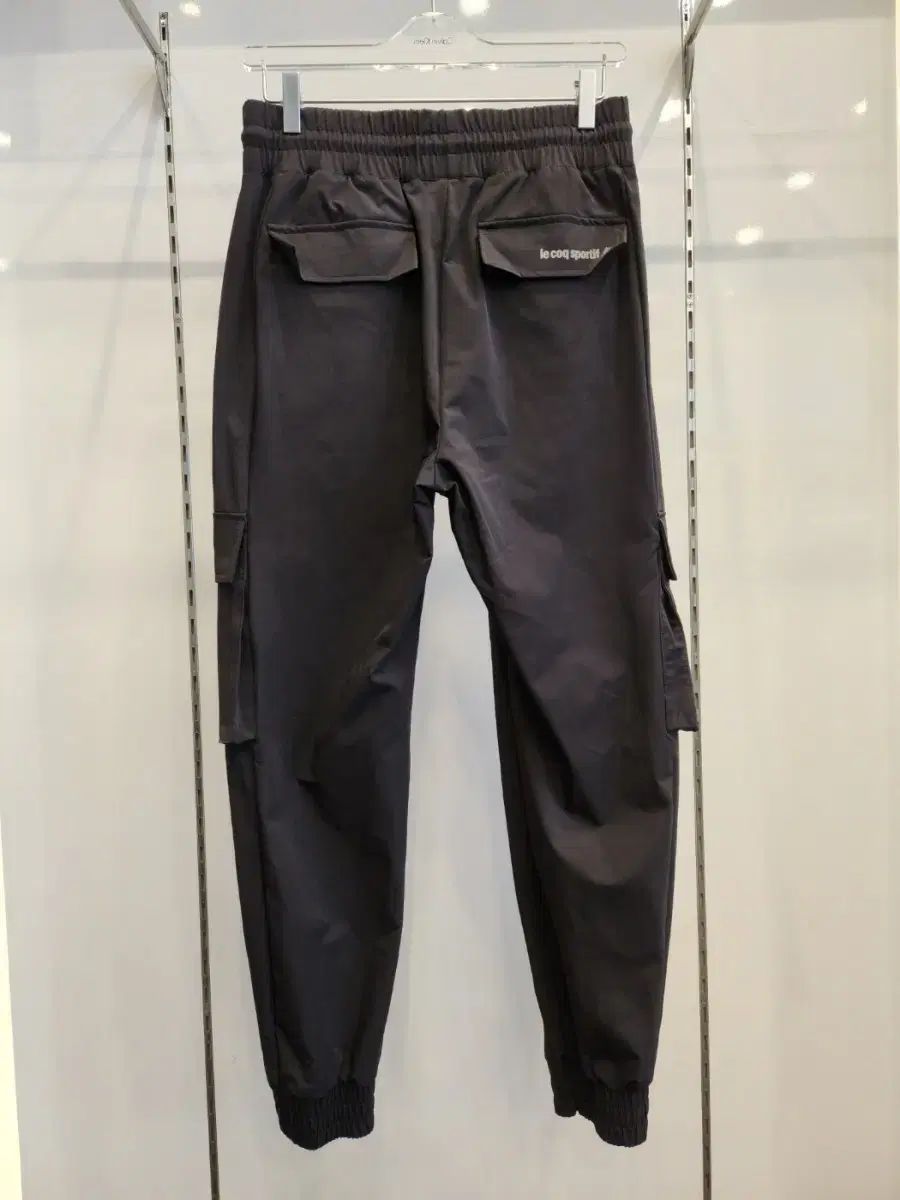ルコックスポルティフ カーゴ ジョガー パンツ ブラック