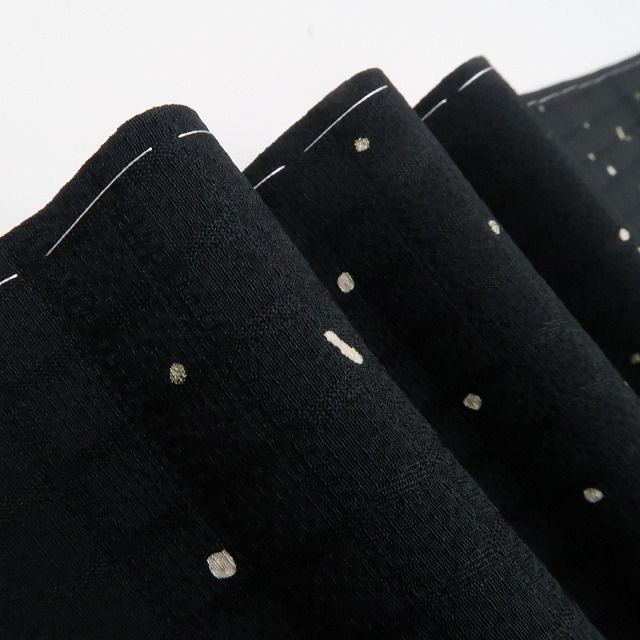 ❁tomihisa❁ 高島屋謹製 モノトーン 着物 探し求めて巡り合う 心ときめく小紋の日常 正絹 仕付け糸付 小紋 7068