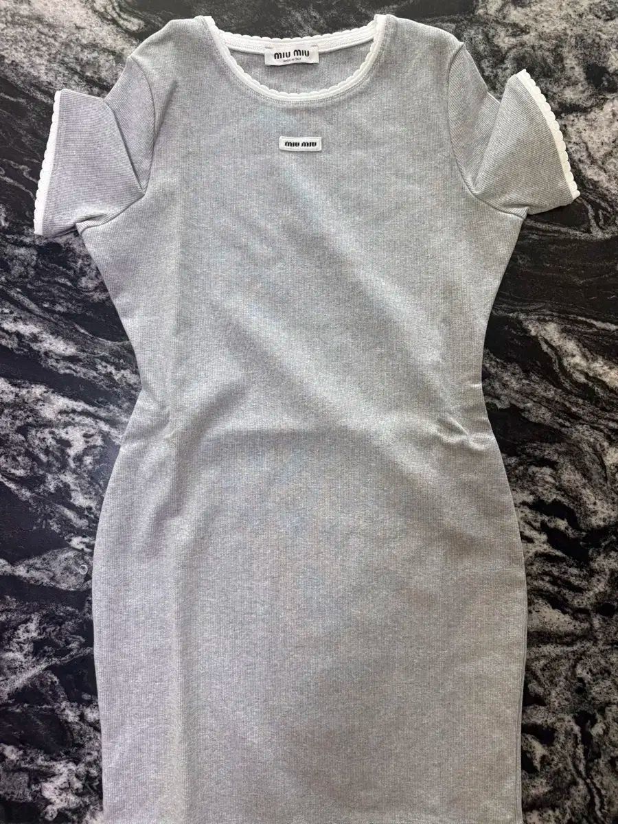 ミュウミュウ ニット ONE PIECE m