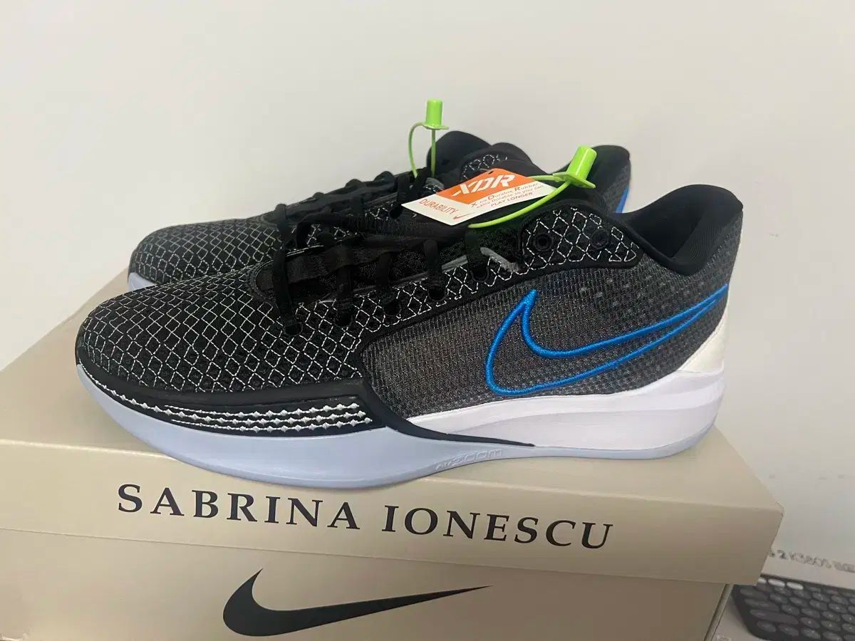 ナイキ サブリナ 男子 280 バスケシューズ