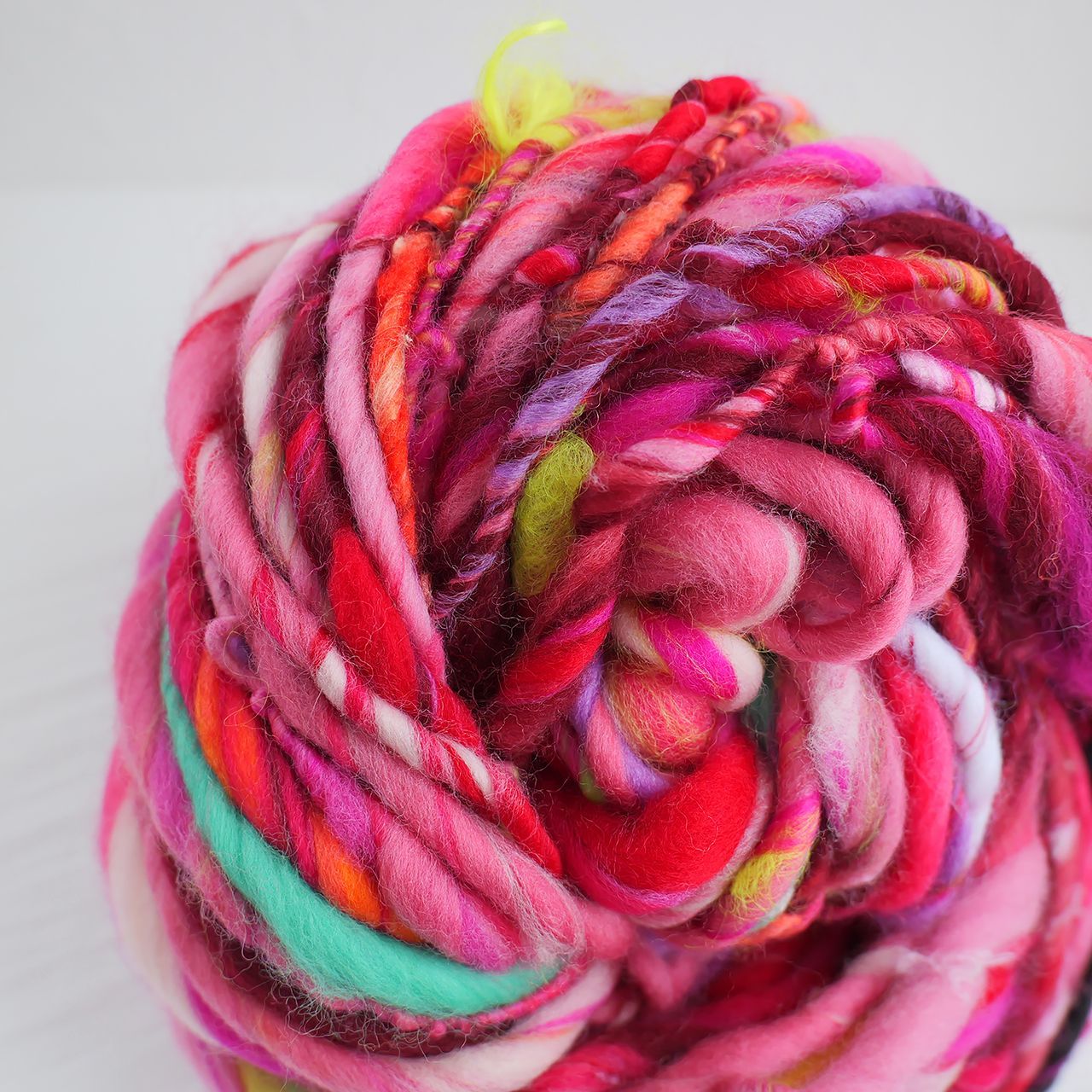 106g/37m｜ラブポーション｜チャンキーヤーン｜手紡ぎ糸｜ウール毛糸