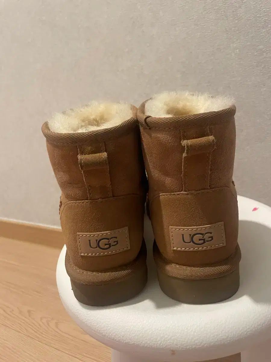 アメリカ UGG アグ Classic ミニ 2ブーツ チェスナット