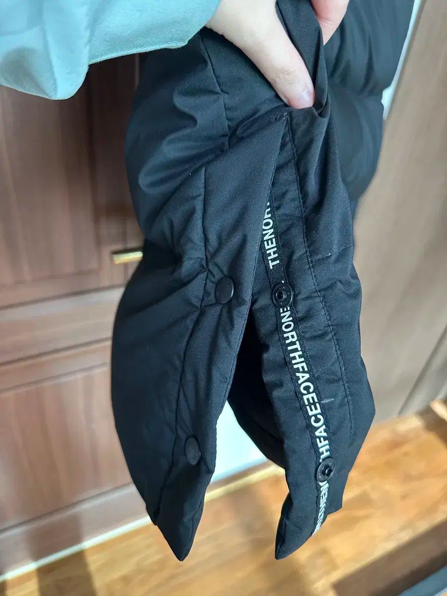 ロング丈ダウンジャケット