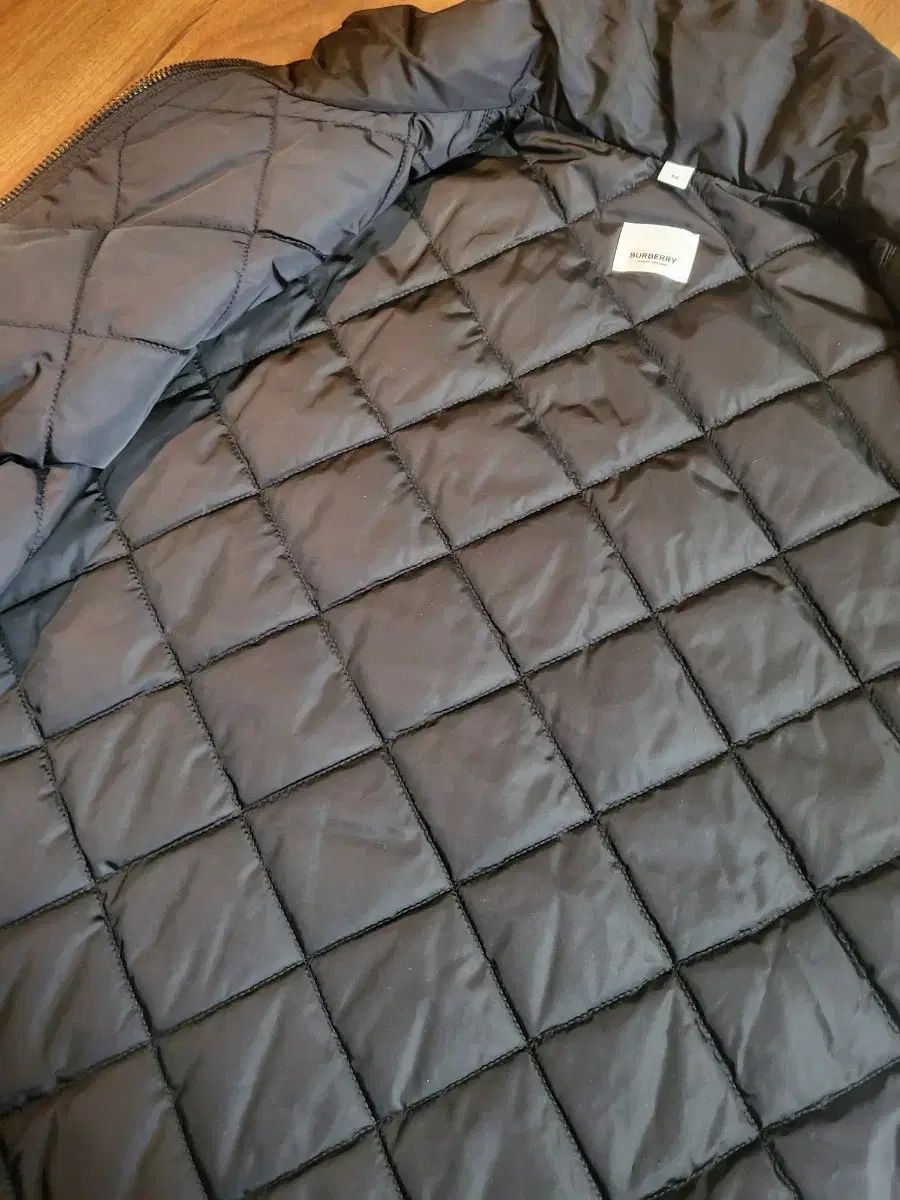 バーバリー キルティングダウンベスト 48サイズ