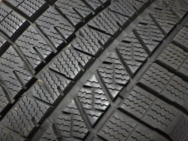  SP 943 D 製造8 5部山 DUNLOP WM 03 235 40 R 19 1本 12インチ以下 スタッドレス