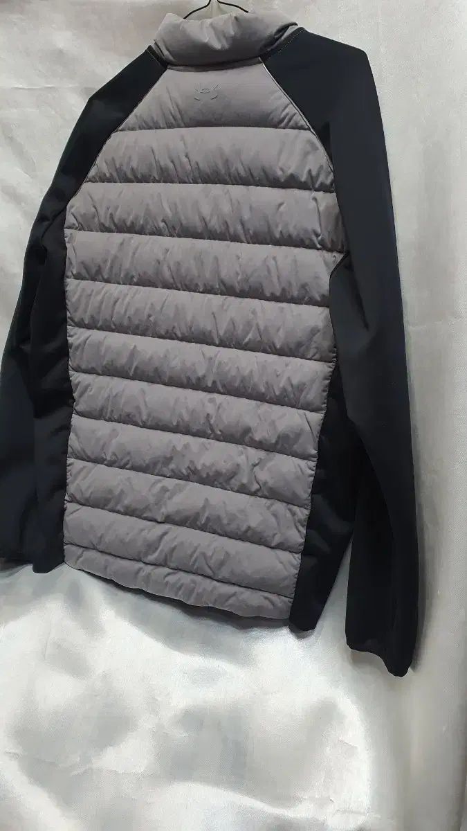 UNDER ARMOUR アンダーアーマー ダウン アウター グレー ブラック KANDAIZUMI_COM