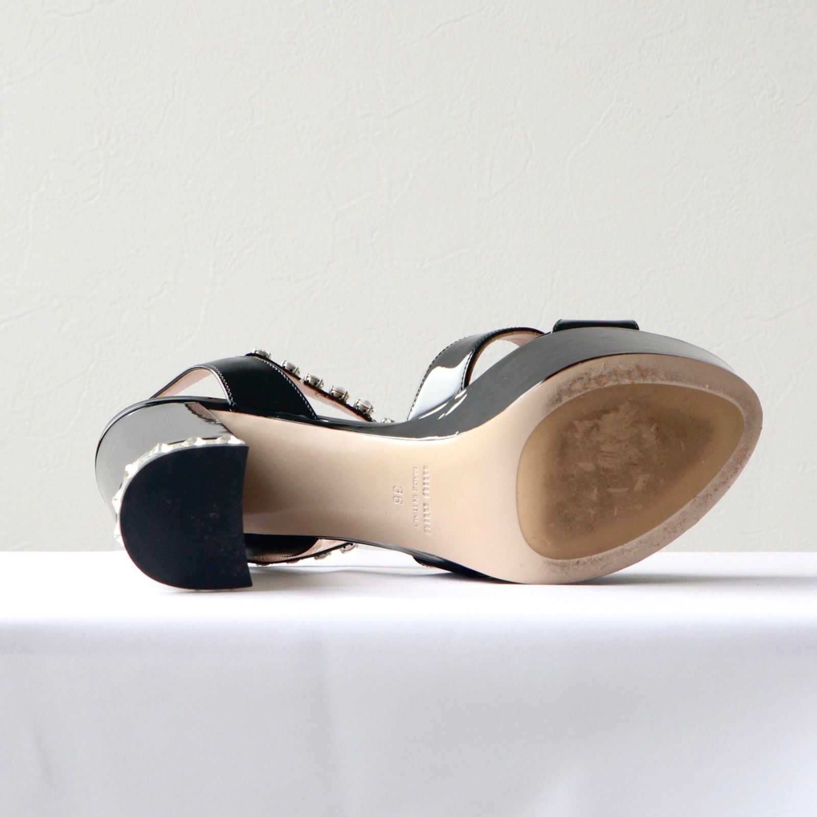 ビジュー ヒールサンダル