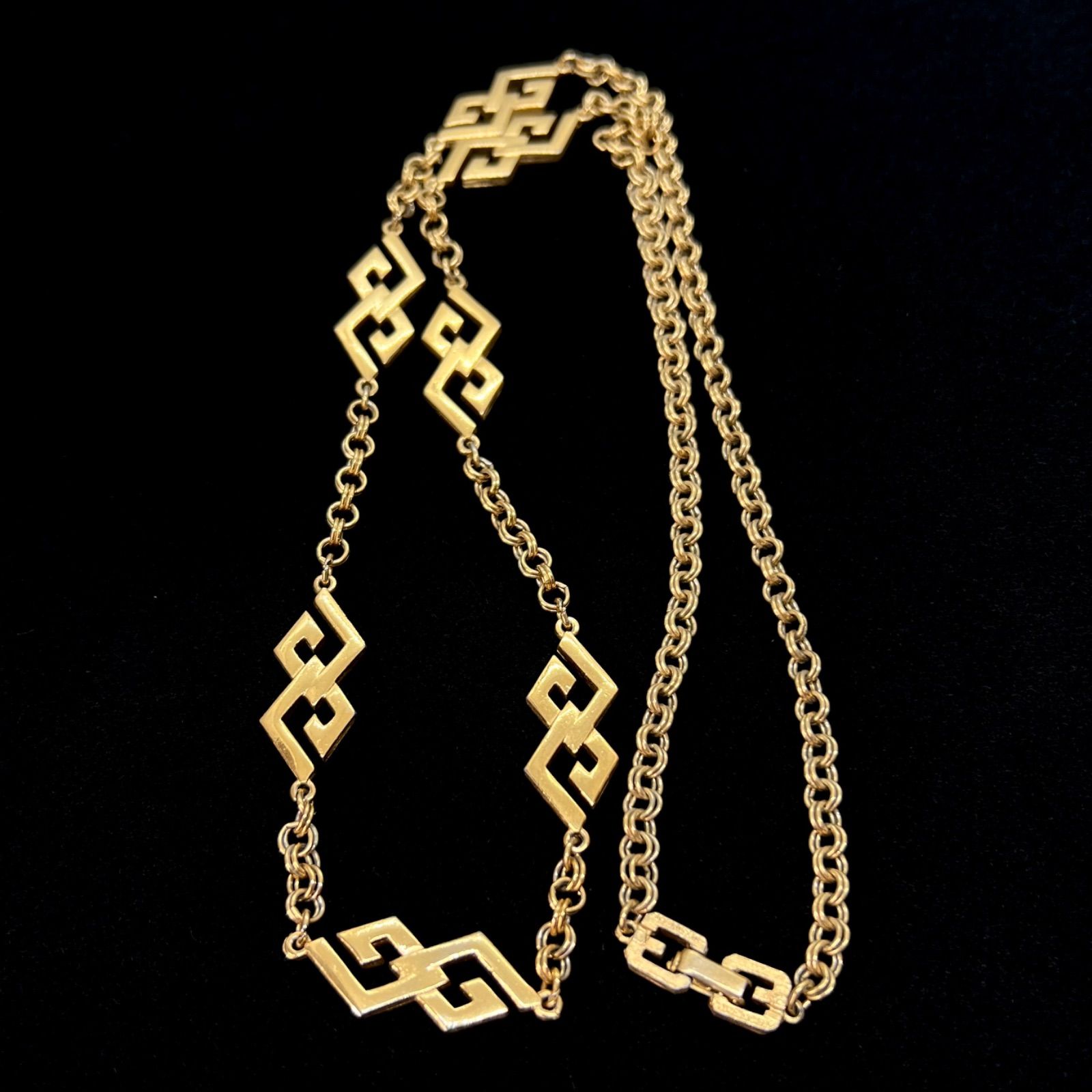 ロングネックレス Gロゴ