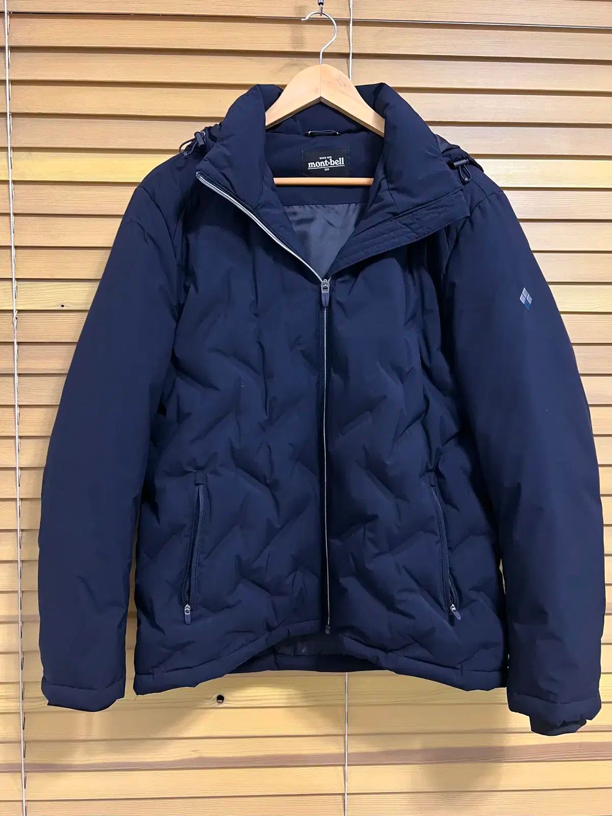 モンベル メンズ ブラック グースダウン ダウンジャケット フード付き 100