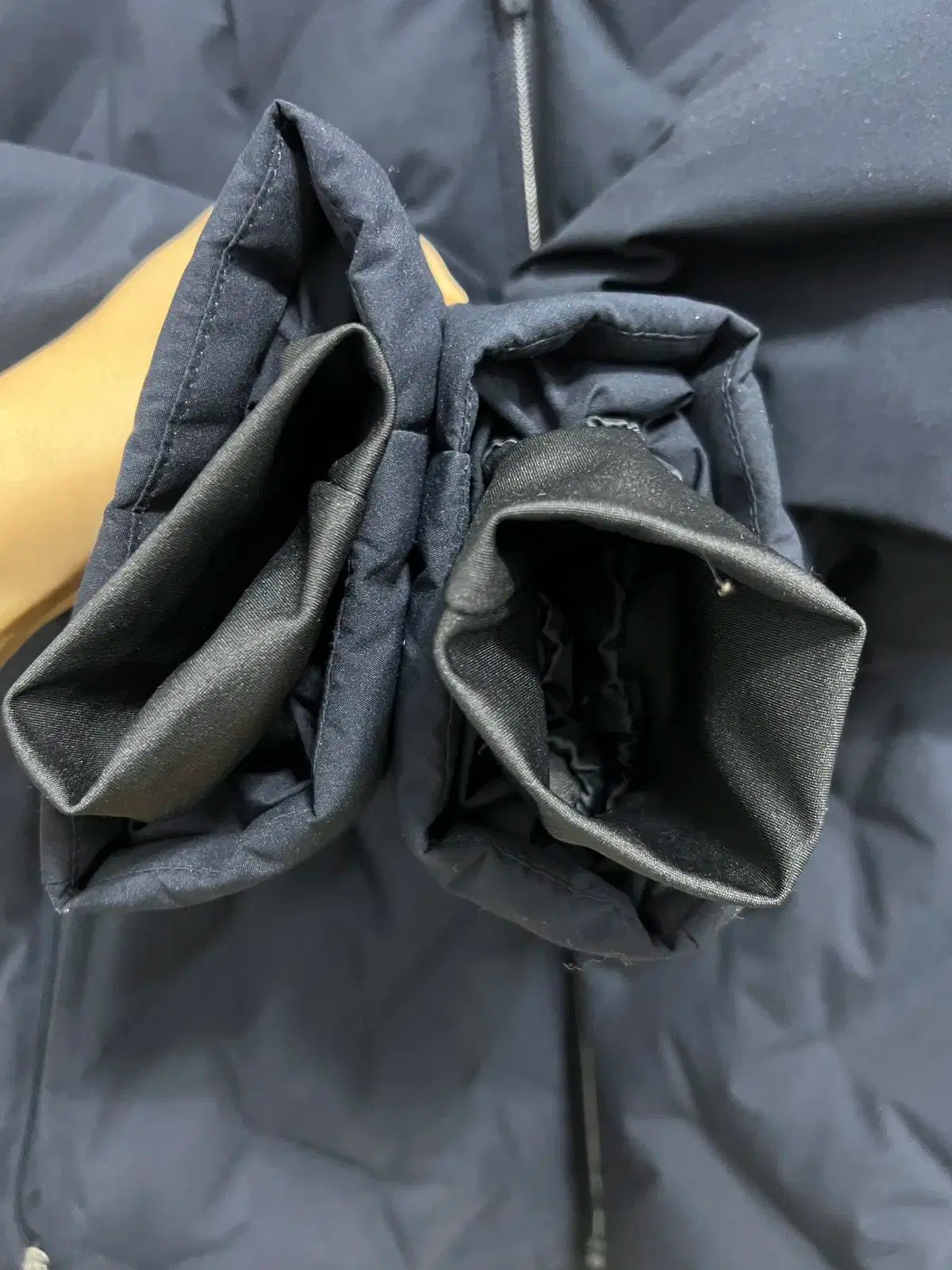 ダウンジャケット フード付き