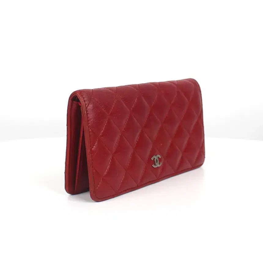 ブランドDAOL CHANELタイムレス Classicラム スキン長財布レッドシルバー17番台