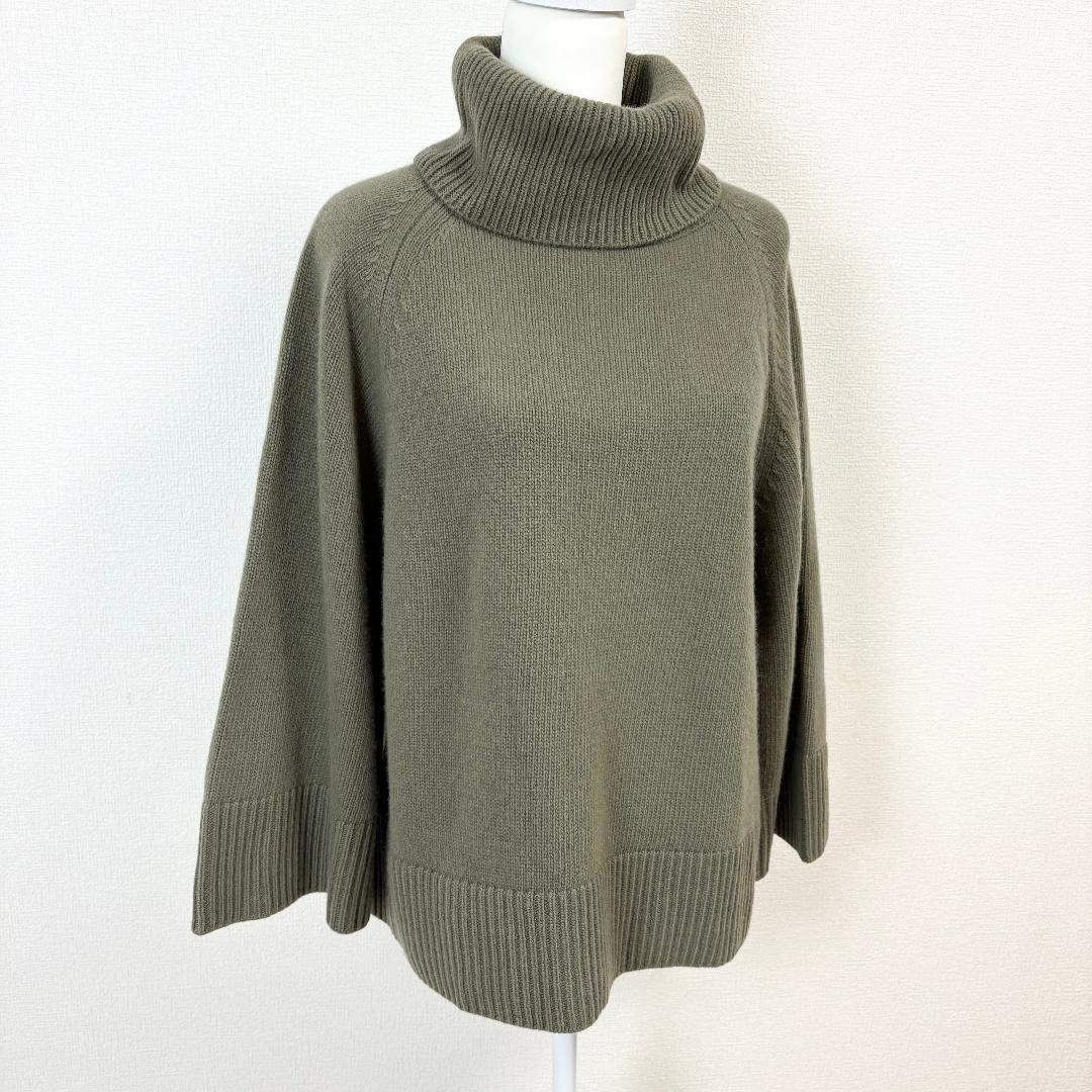 タートルネックニット