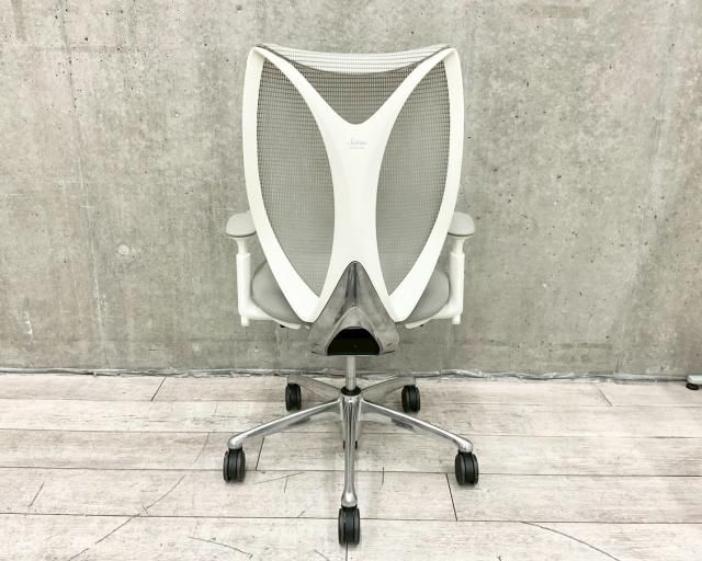 オカムラ okamura