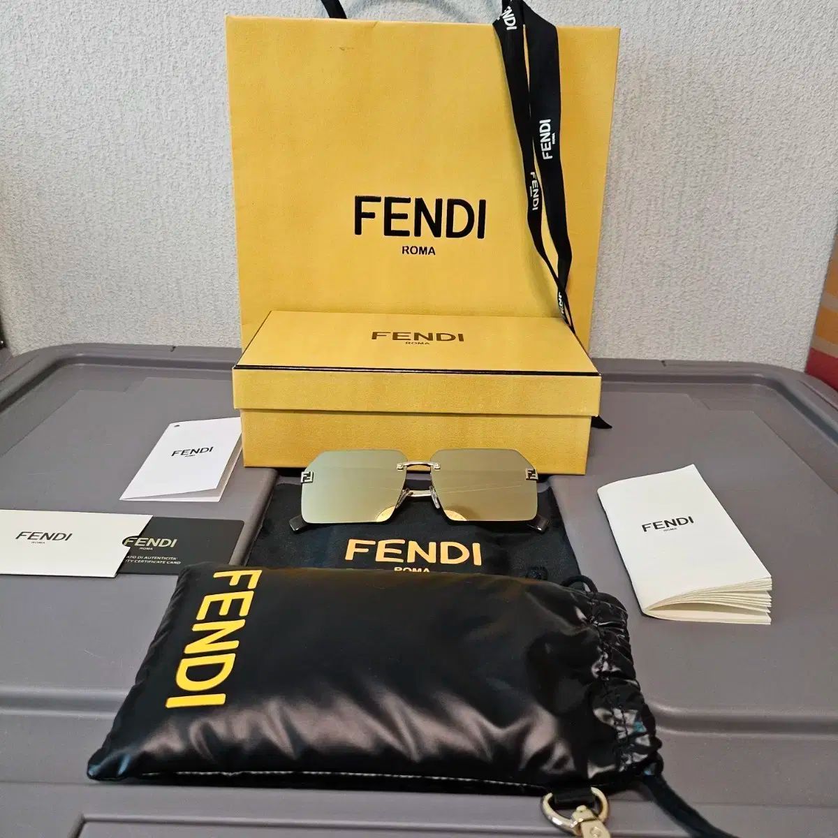 フェンディ サングラス GOLD フレーム フルセット