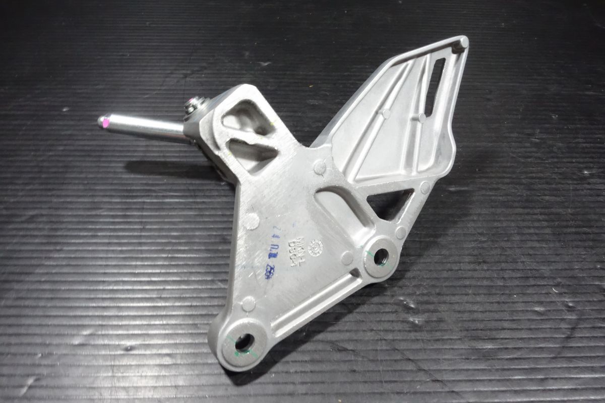 メインステップ 左右セット ブレーキペダル チェンジペダル シフトペダル ホンダ 純正 CBR650R CB650R RH03 R20251027 BRIGHTFACE_UK